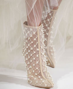أحذية زفاف لعروس الشتاء