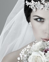 كيف تختارين تاج الزفاف المناسب