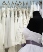 أمور مهمة يجب مراعاتها قبل شراء فستان الزفاف