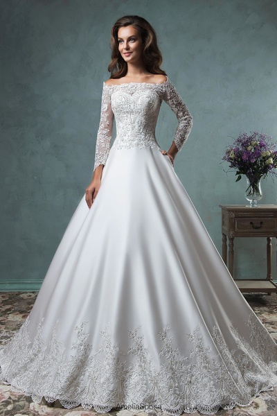 فساتين زفاف دانتيل وستان