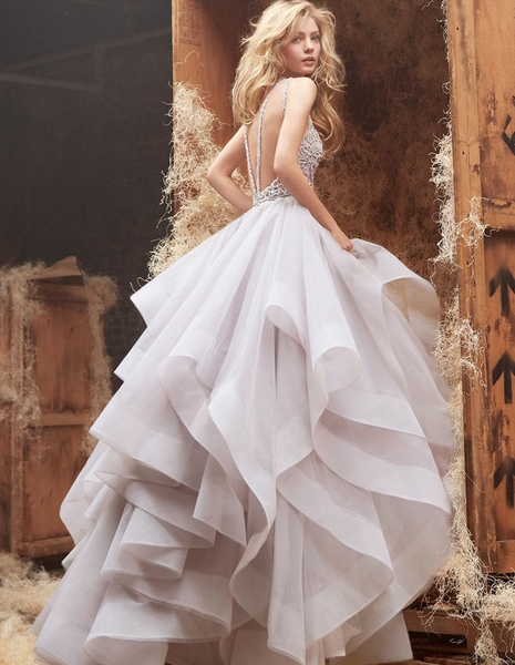 فساتين زفاف تول نفاشة