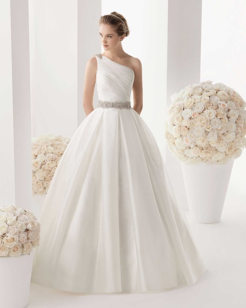 فساتين افراح فخمه