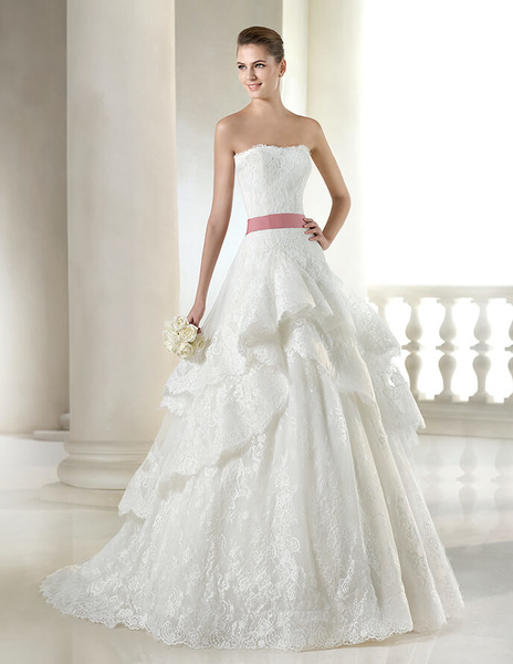 فساتين زواج هادئه