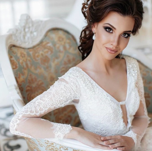 صور مكياج ناعم ترابي
