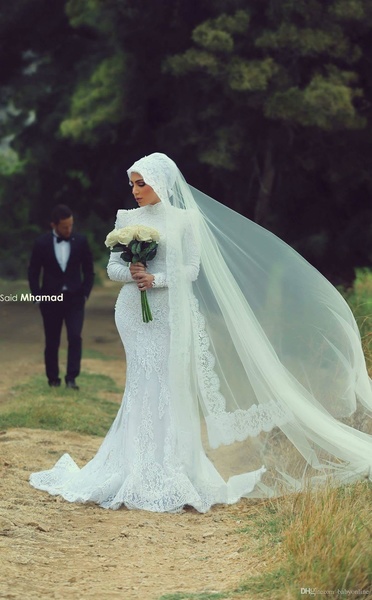 فساتين زفاف للمحجبات مودرن دانتيل