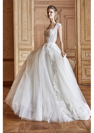 فستان زفاف من تصميم TARIK EDİZ